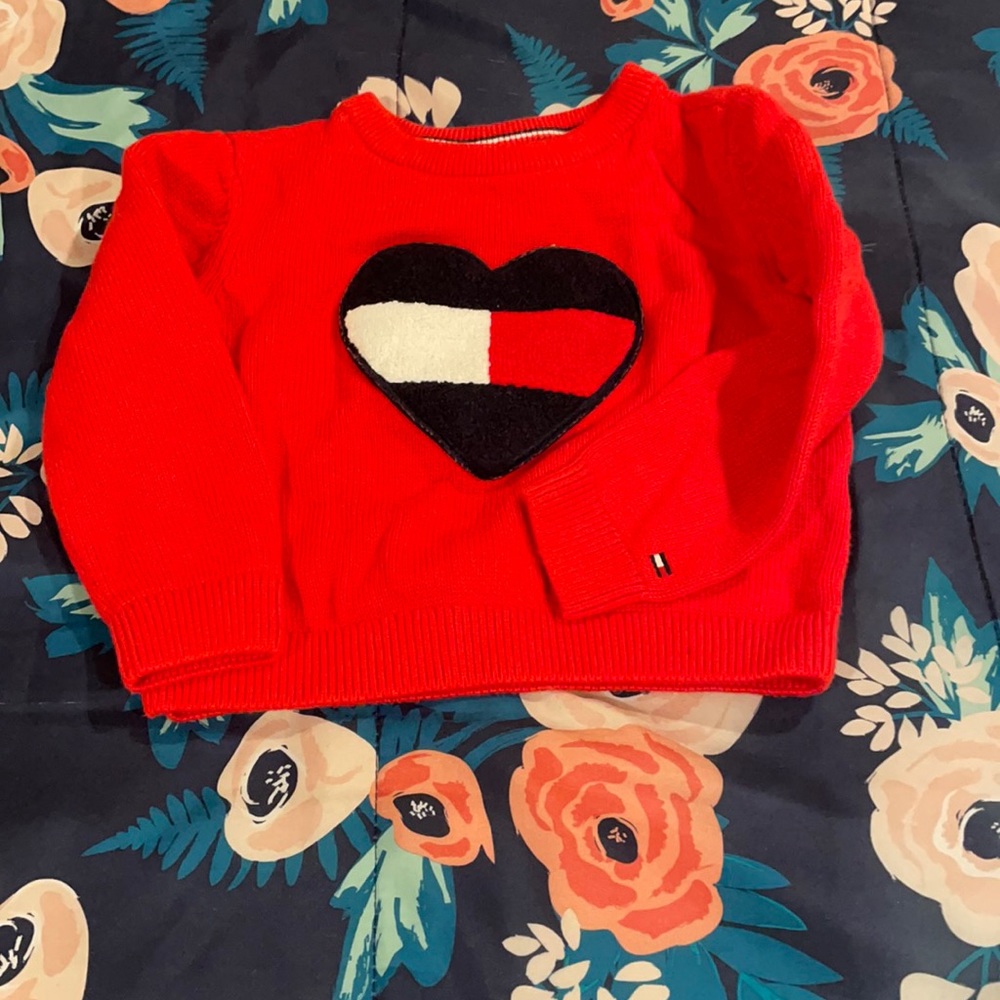 Tommy Hilfiger sweater